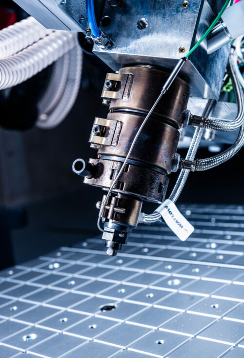Miniaturextruder für den detailgetreuen Austrag kurzfaserverstärkter Kunststoffe