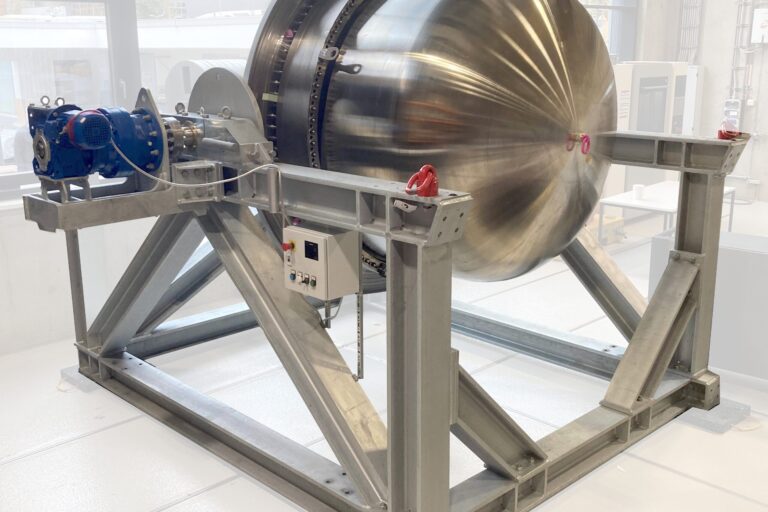 Testinfrastruktur für Tieftemperatur-Wasserstofftanks in anwendungsnaher Skalierung